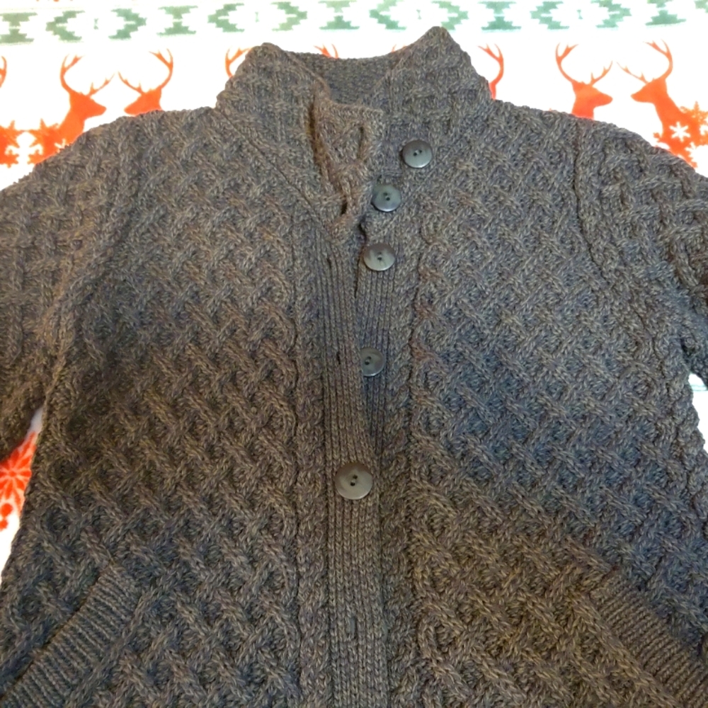 *Sale* NWOT Merino Cross Over Neck Aran Cardigan - Picture 3 of 12